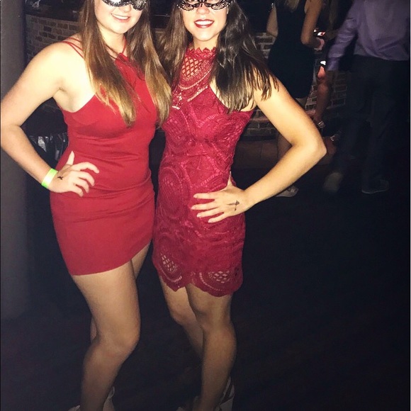 Red Lacey Party Mini Bodycon Dress - Picture 7 of 7